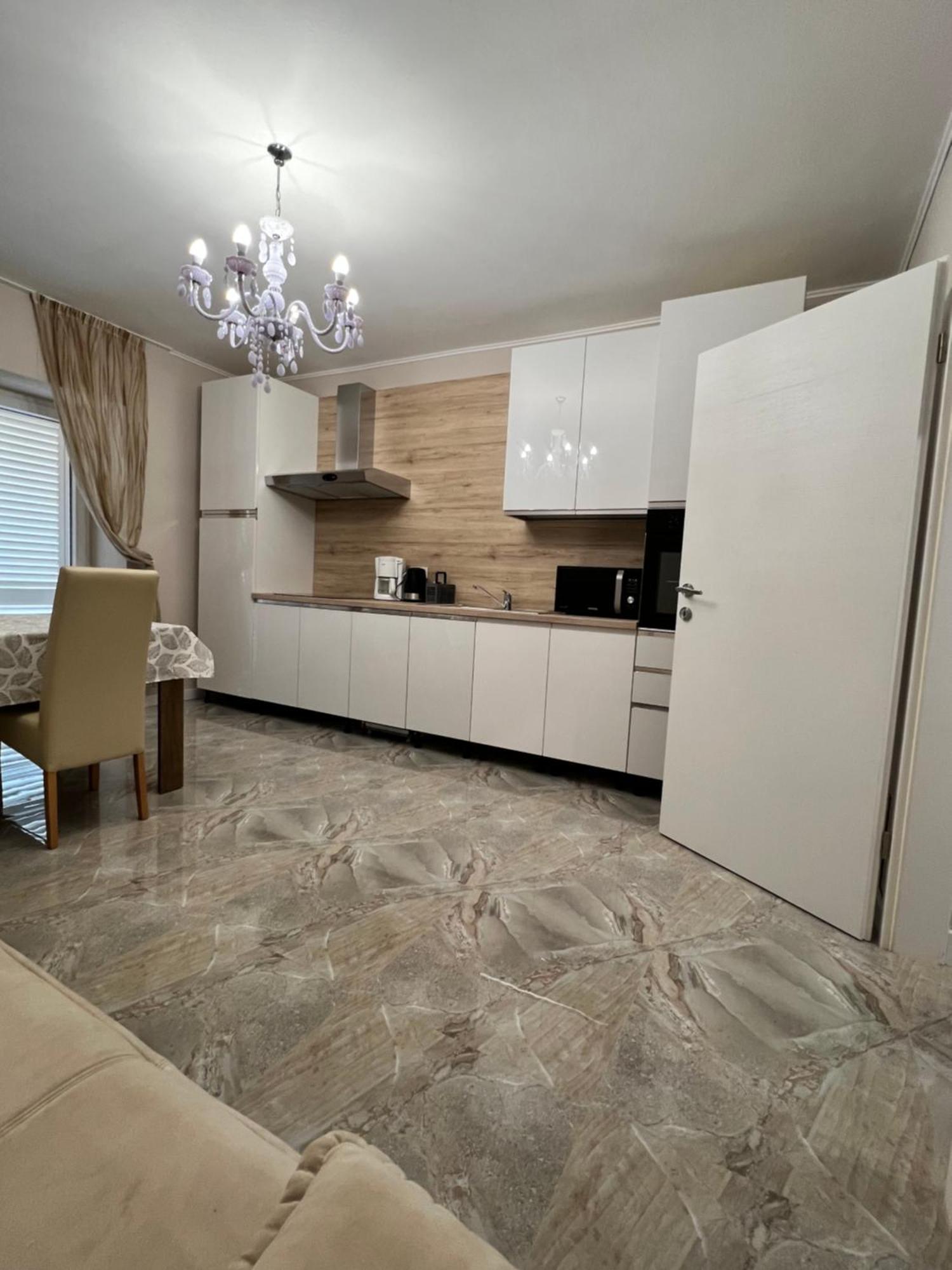 Apartments Barbara Умаг Экстерьер фото